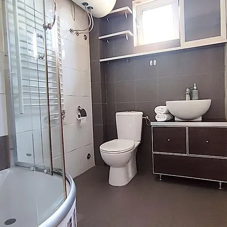 Cubrina - 2bdrm & 45m2 Rooftop Terrace Belgrade