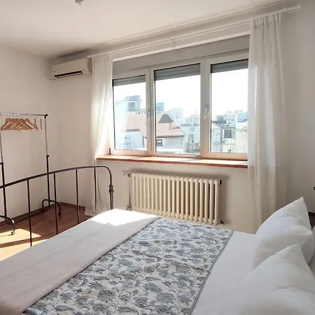 Apartment Cubrina - 2bdrm & 45m2 Rooftop Terrace Belgrade