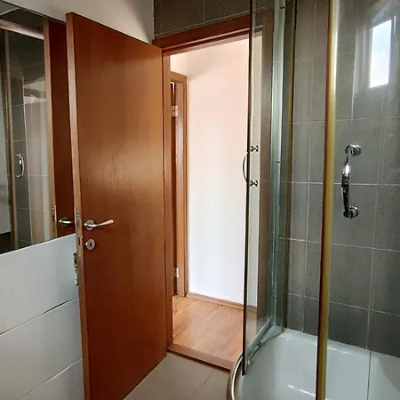 Cubrina - 2bdrm & 45m2 Rooftop Terrace